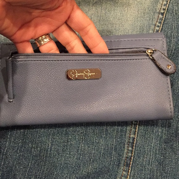 Jessica Simpson wallet - Picture 7 of 7
